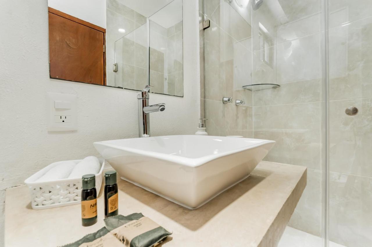 Hotelzone L16 Beach Access Cancún Buitenkant foto